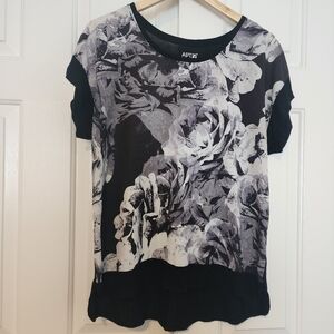Apt.9 Black Floral Front Round Neck Cap Sleeve Women's Top Size L